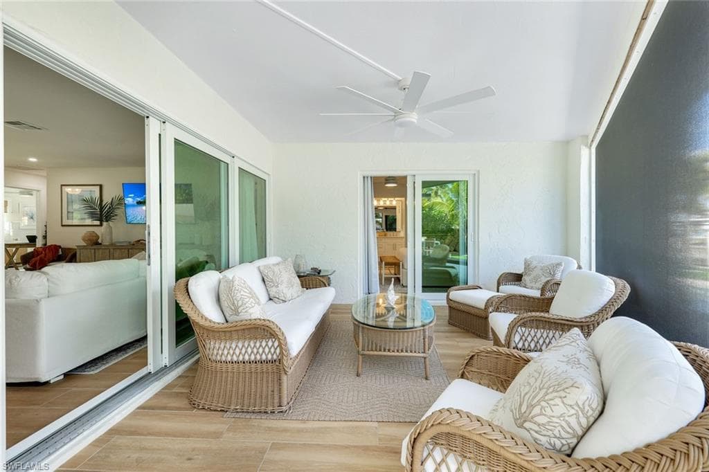 139 Trinidad St, Naples, FL 34113-20