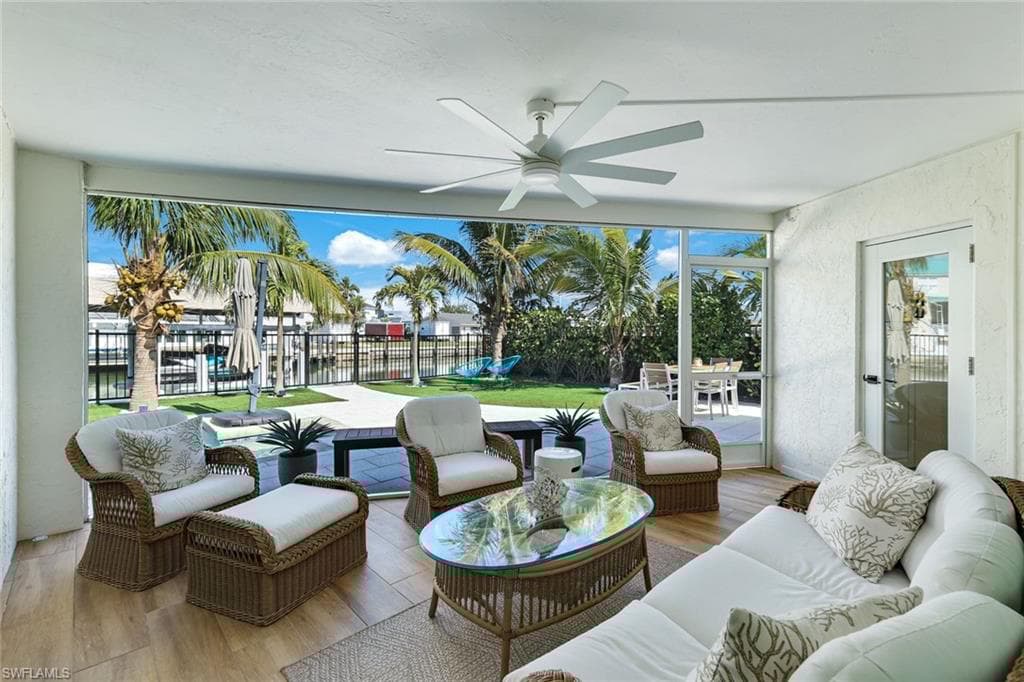 139 Trinidad St, Naples, FL 34113-2
