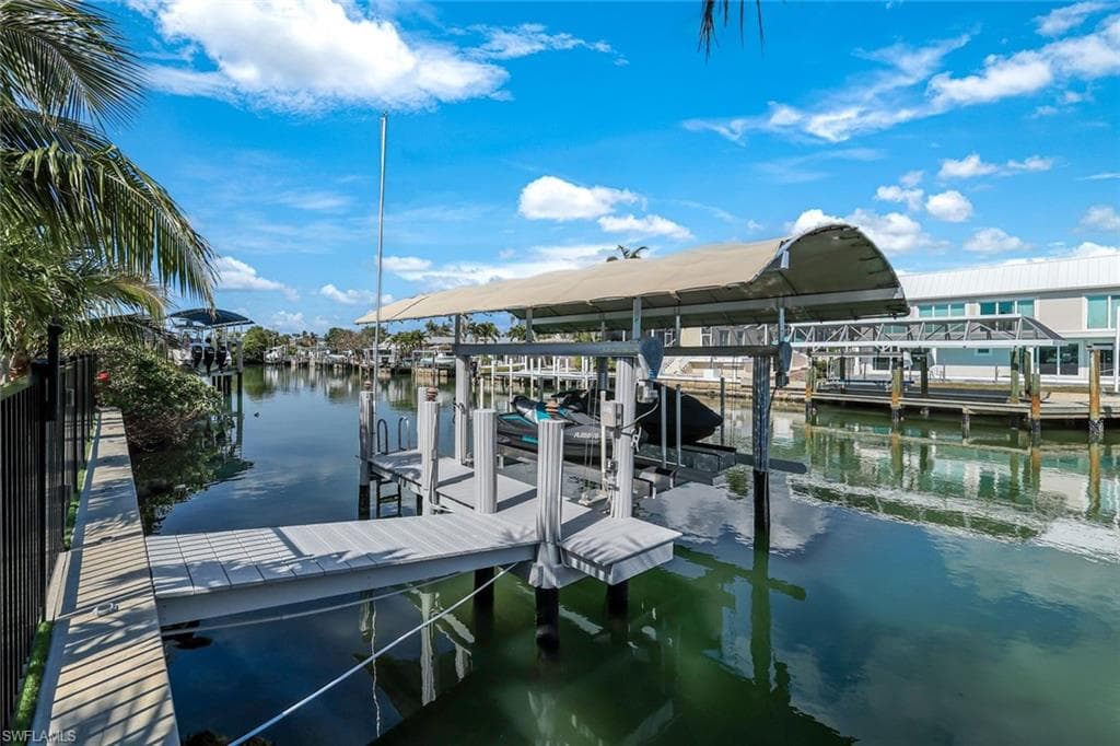 139 Trinidad St, Naples, FL 34113-29
