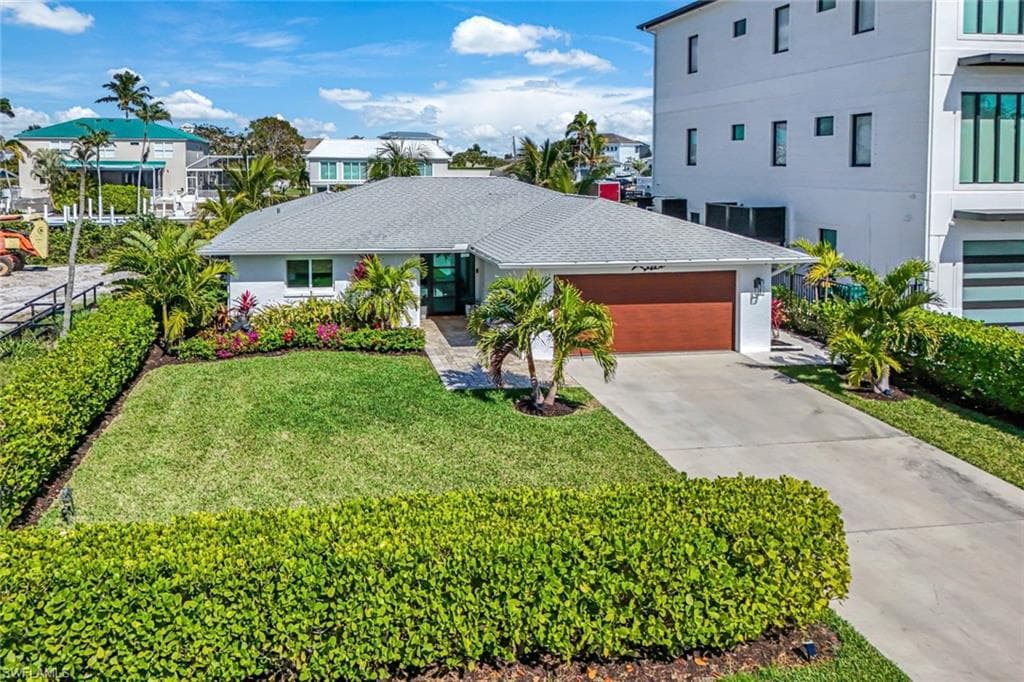 139 Trinidad St, Naples, FL 34113-36