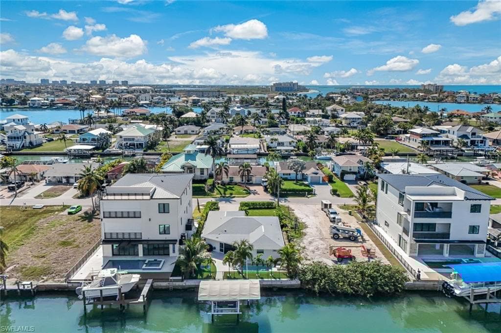 139 Trinidad St, Naples, FL 34113-38