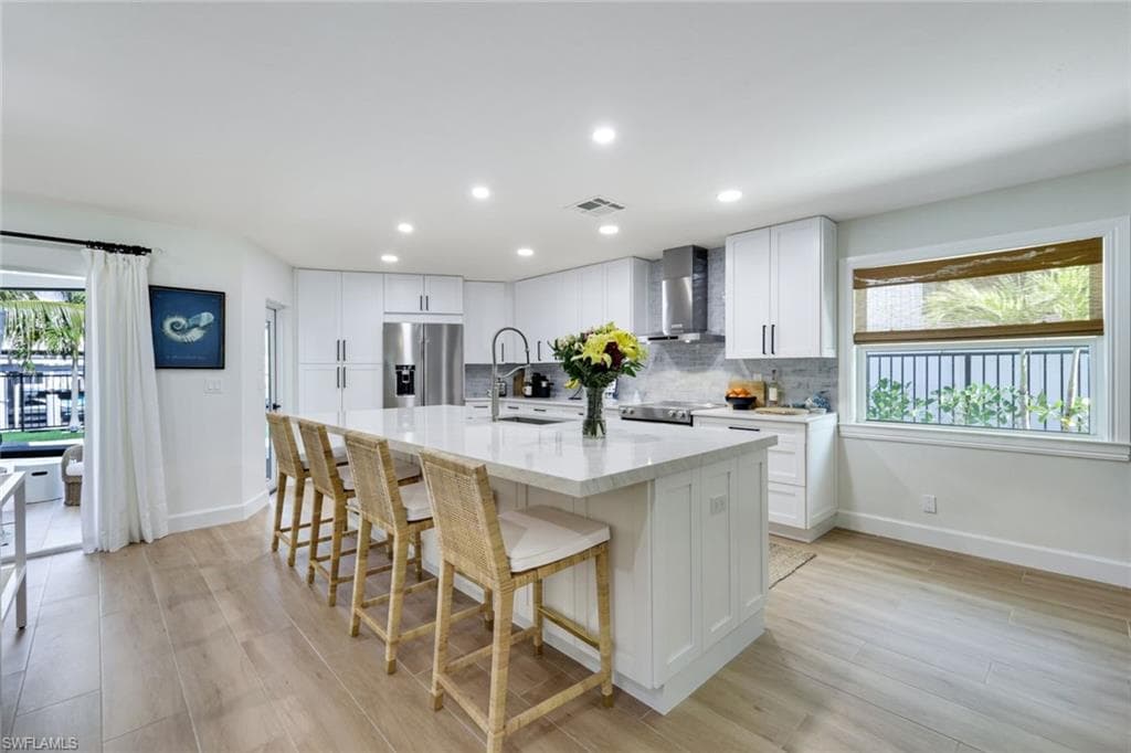 139 Trinidad St, Naples, FL 34113-8