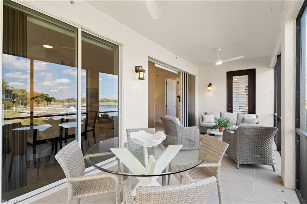 8775 Coastline Ct 102, Naples, FL 34120-16