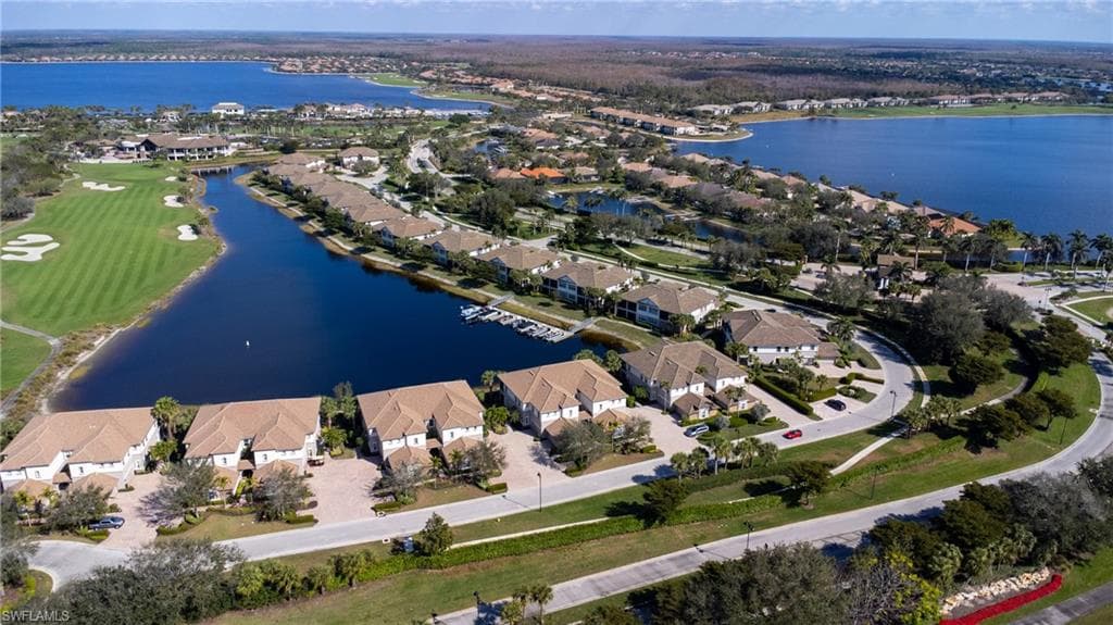 8775 Coastline Ct 102, Naples, FL 34120-32
