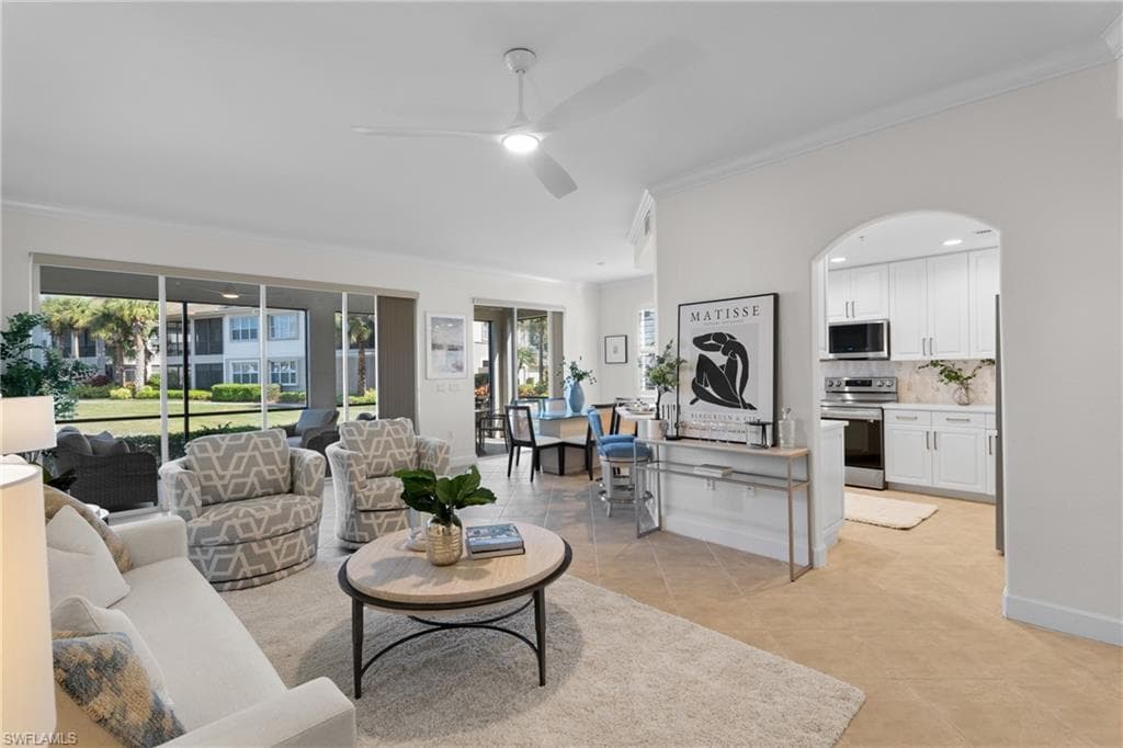 8775 Coastline Ct 102, Naples, FL 34120-5