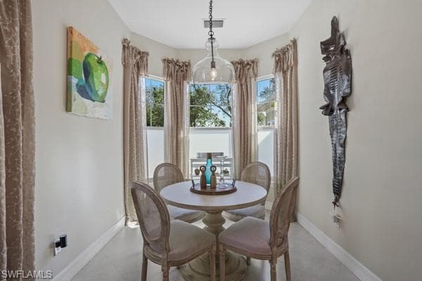2805 Linda Dr, Naples, FL 34112-9