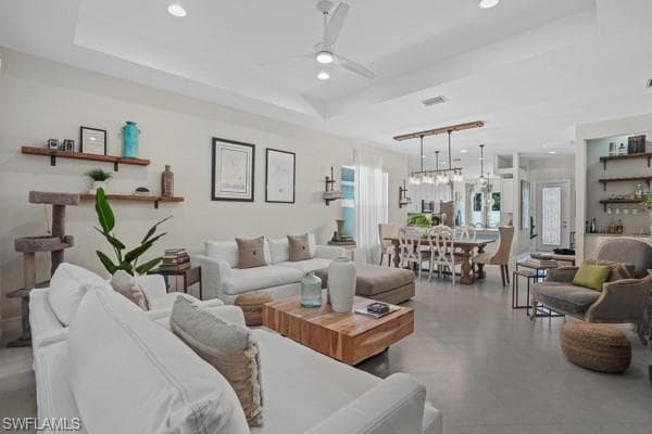 2805 Linda Dr, Naples, FL 34112-16