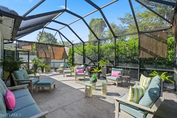 2805 Linda Dr, Naples, FL 34112-37