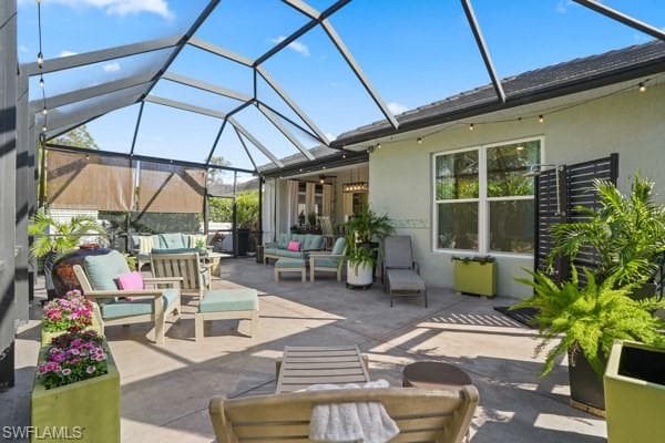 2805 Linda Dr, Naples, FL 34112-38