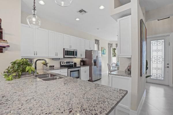 2805 Linda Dr, Naples, FL 34112-5