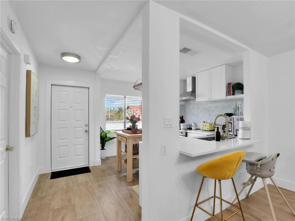 9831 Alabama St 5, Bonita Springs, FL 34135-4