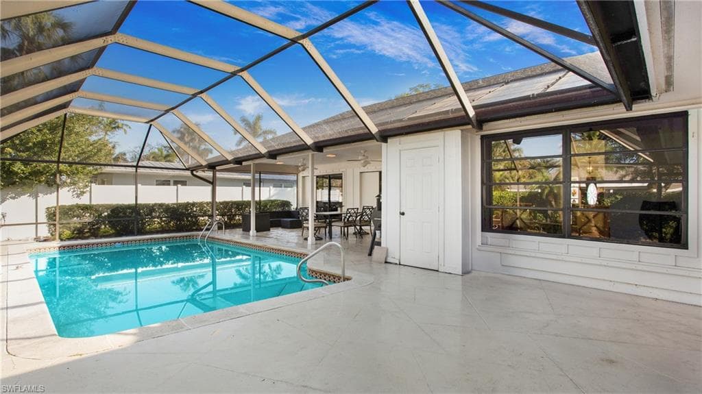 127 Coral Vine Dr, Naples, FL 34110-17