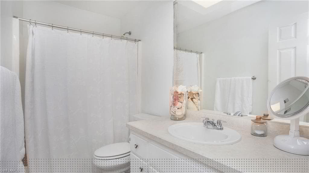 127 Coral Vine Dr, Naples, FL 34110-36