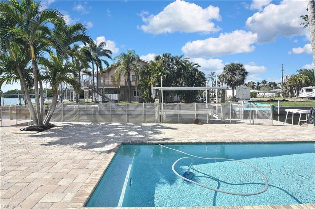 24581 Redfish St, Bonita Springs, FL 34134-18