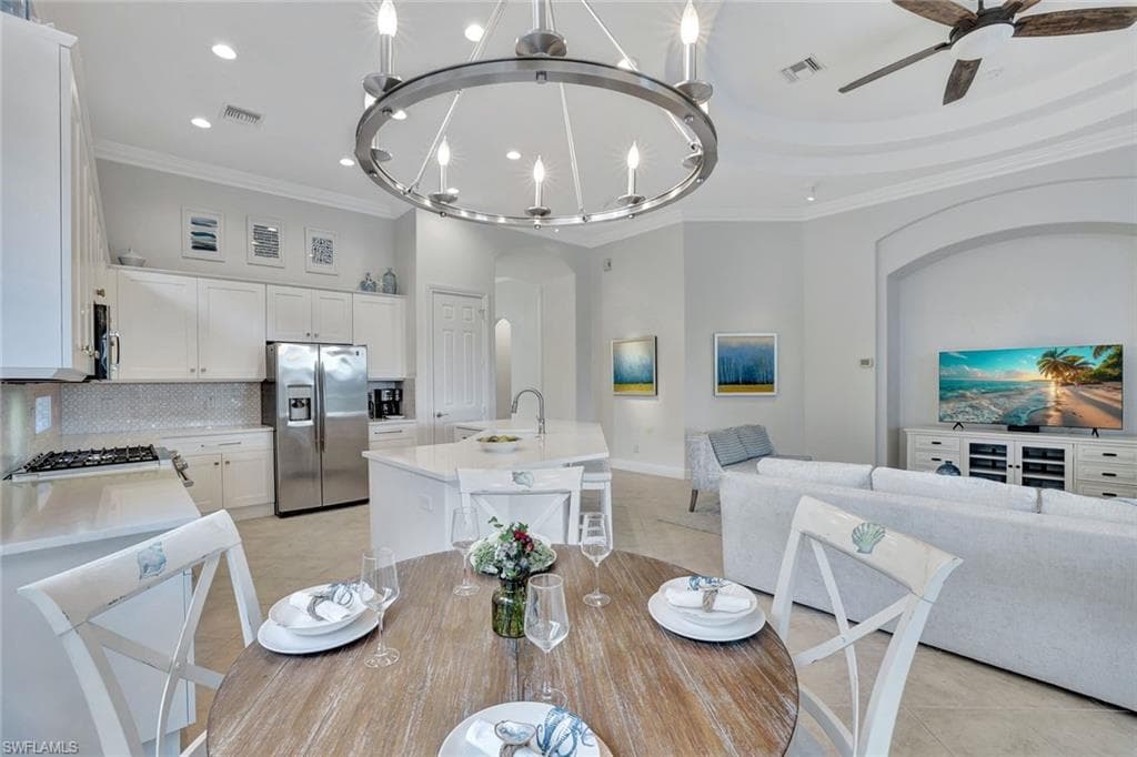 8988 Cherry Oaks Trl, Naples, FL 34114-11