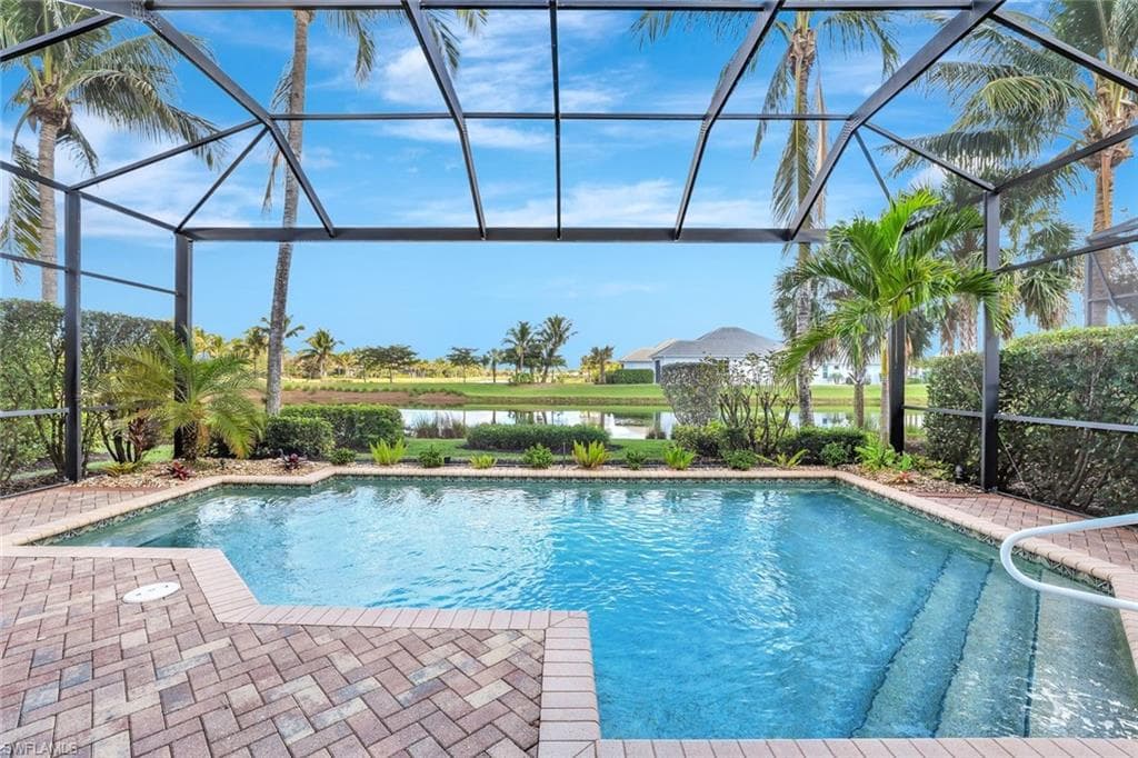 8988 Cherry Oaks Trl, Naples, FL 34114-1