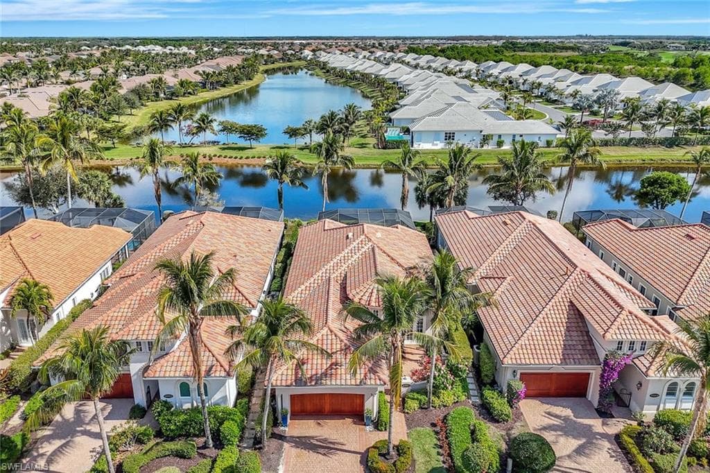 8988 Cherry Oaks Trl, Naples, FL 34114-4