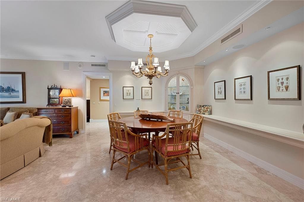 7575 Pelican Bay Blvd 902, Naples, FL 34108-5