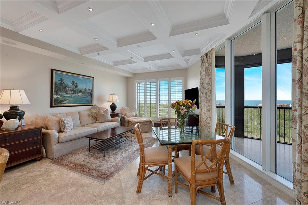 7575 Pelican Bay Blvd 902, Naples, FL 34108-6