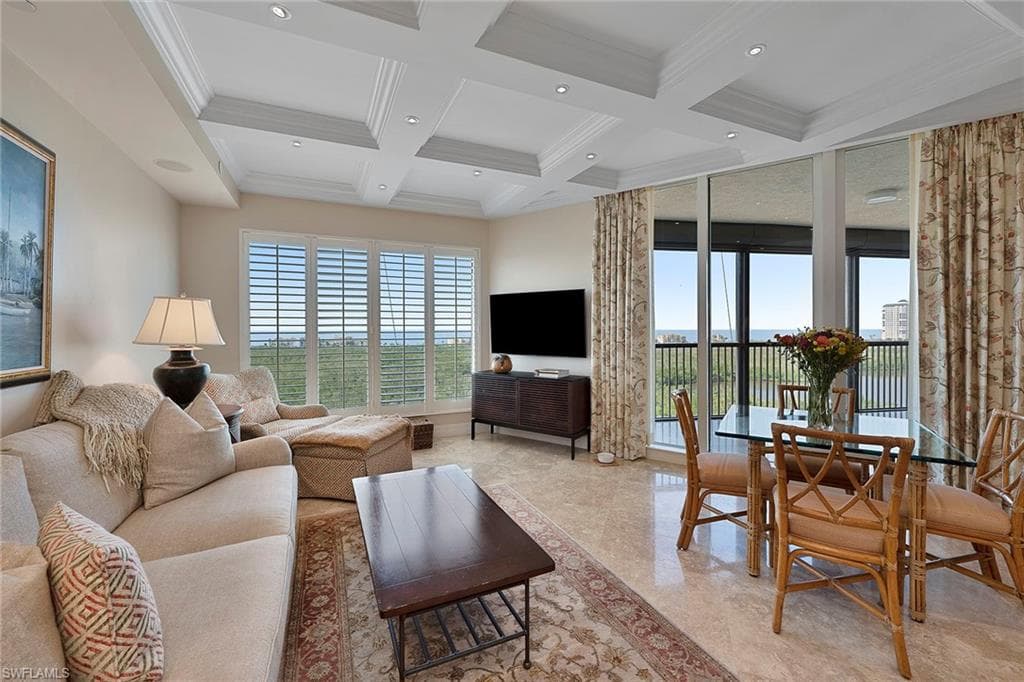 7575 Pelican Bay Blvd 902, Naples, FL 34108-7