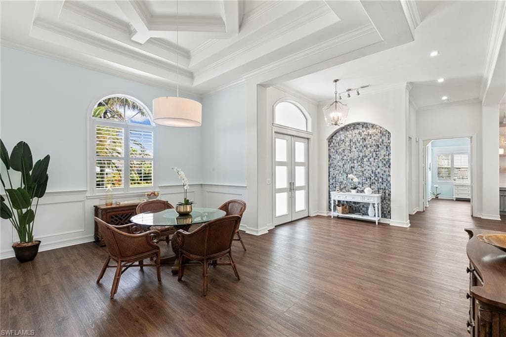 3747 Fountainhead Ln, Naples, FL 34103-14