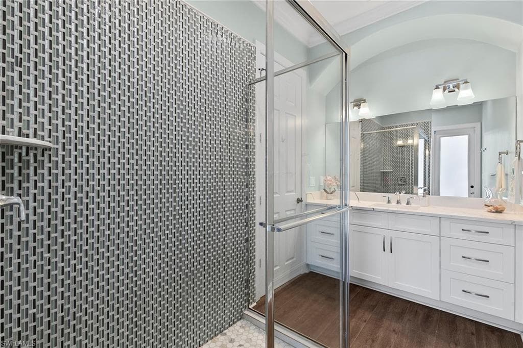 3747 Fountainhead Ln, Naples, FL 34103-24