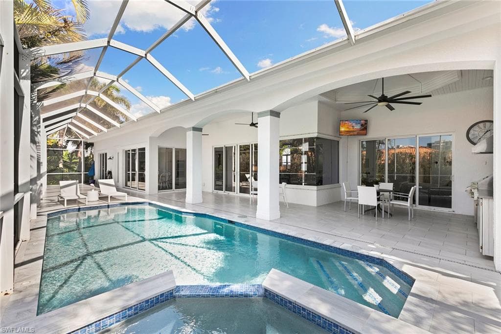 3747 Fountainhead Ln, Naples, FL 34103-29
