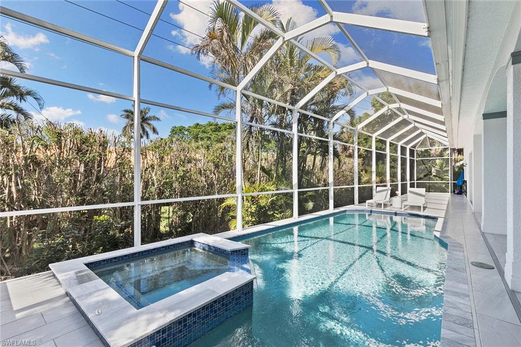 3747 Fountainhead Ln, Naples, FL 34103-31