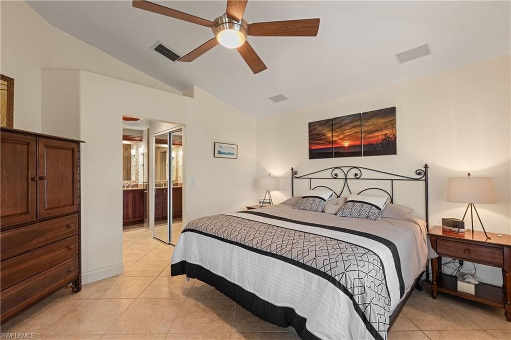 15064 Sterling Oaks Dr, Naples, FL 34110-9