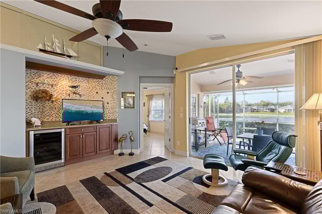 15064 Sterling Oaks Dr, Naples, FL 34110-14