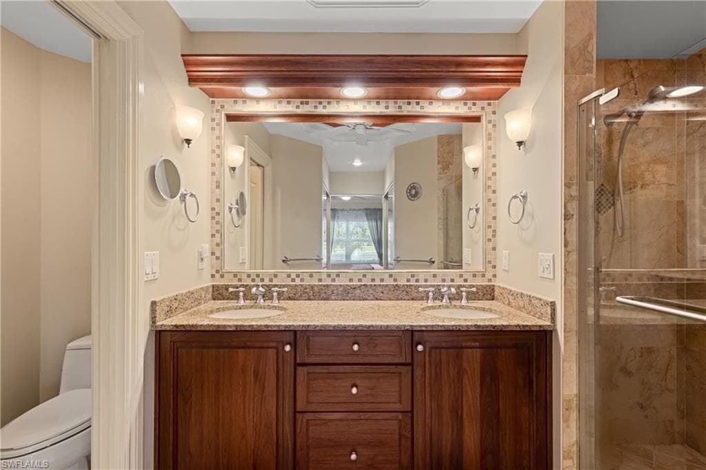15064 Sterling Oaks Dr, Naples, FL 34110-24