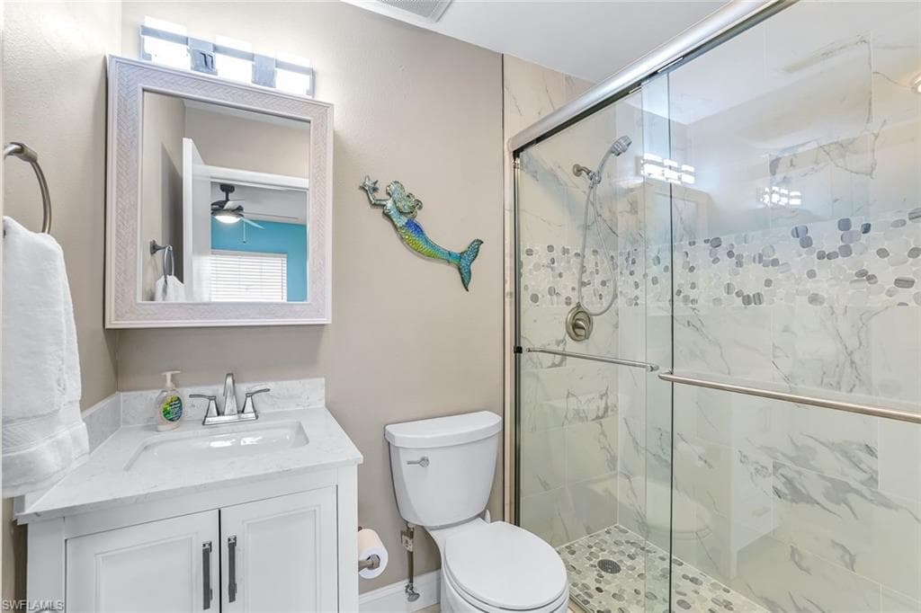 66 Marco Villas Dr R4, Marco Island, FL 34145-14