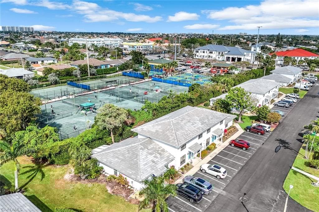 66 Marco Villas Dr R4, Marco Island, FL 34145-22