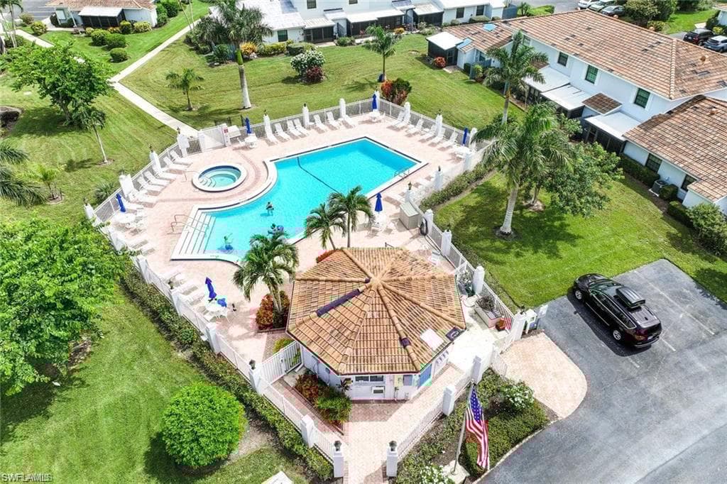 66 Marco Villas Dr R4, Marco Island, FL 34145-26