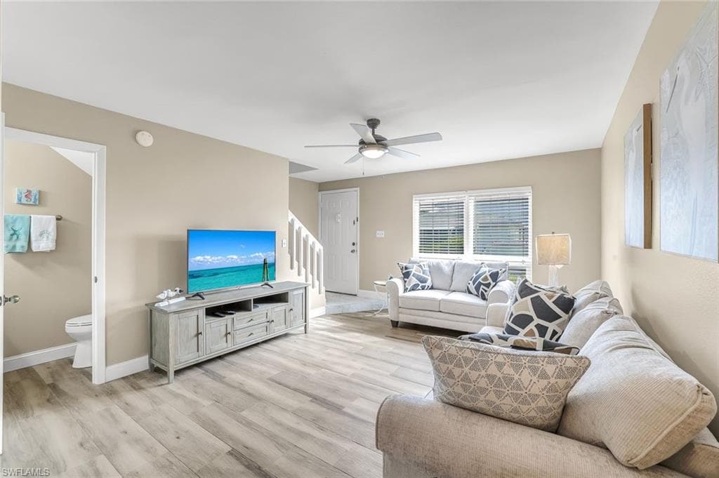 66 Marco Villas Dr R4, Marco Island, FL 34145-5