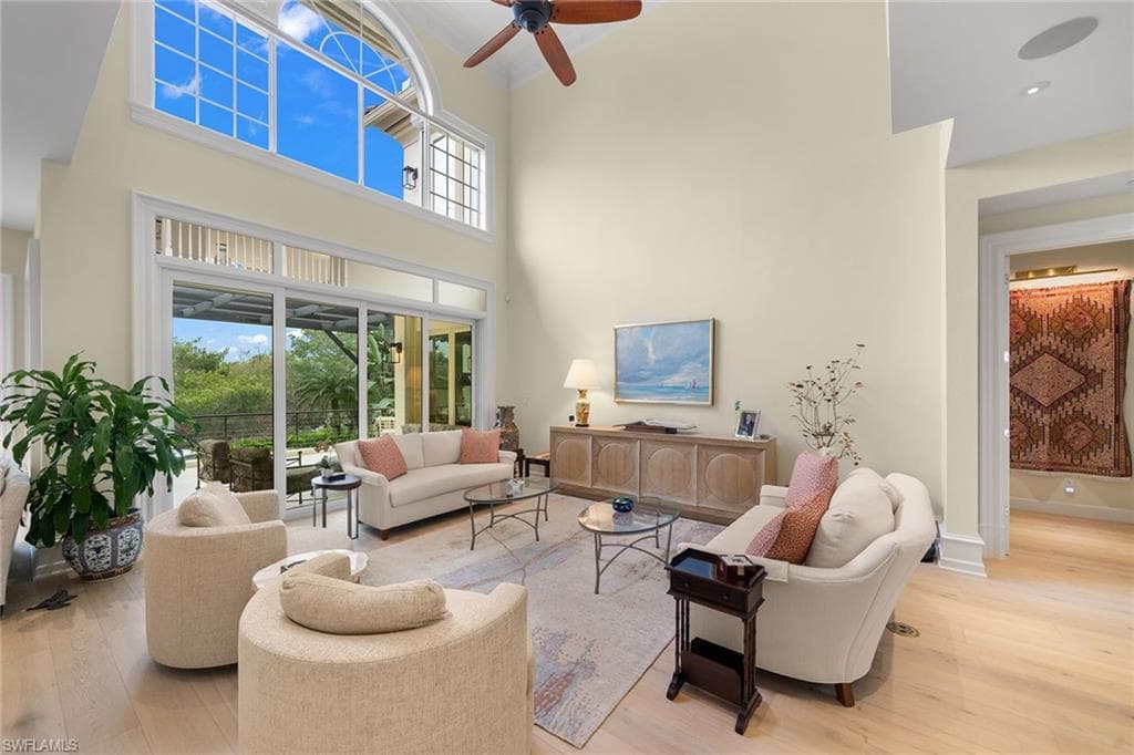 7849 Via Vecchia, Naples, FL 34108-19