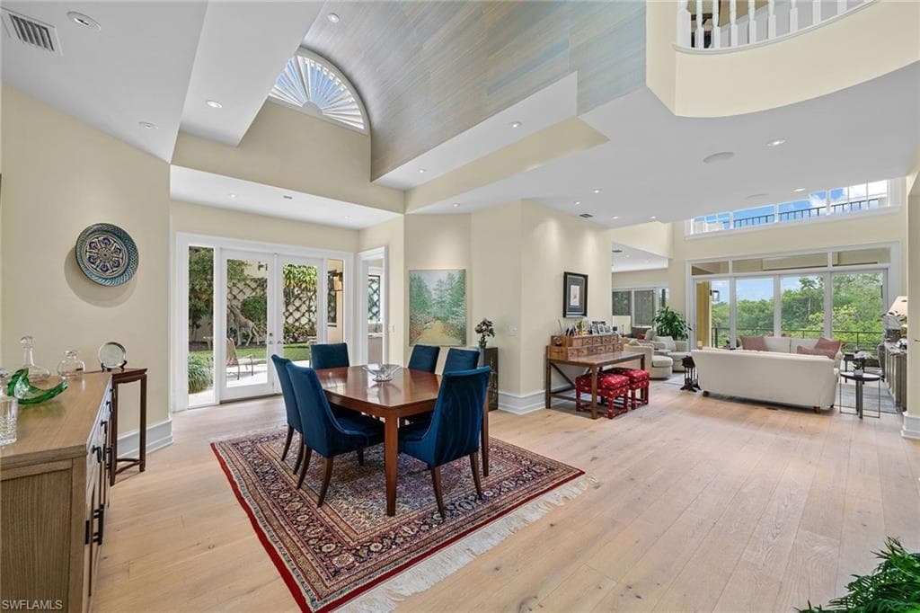 7849 Via Vecchia, Naples, FL 34108-42