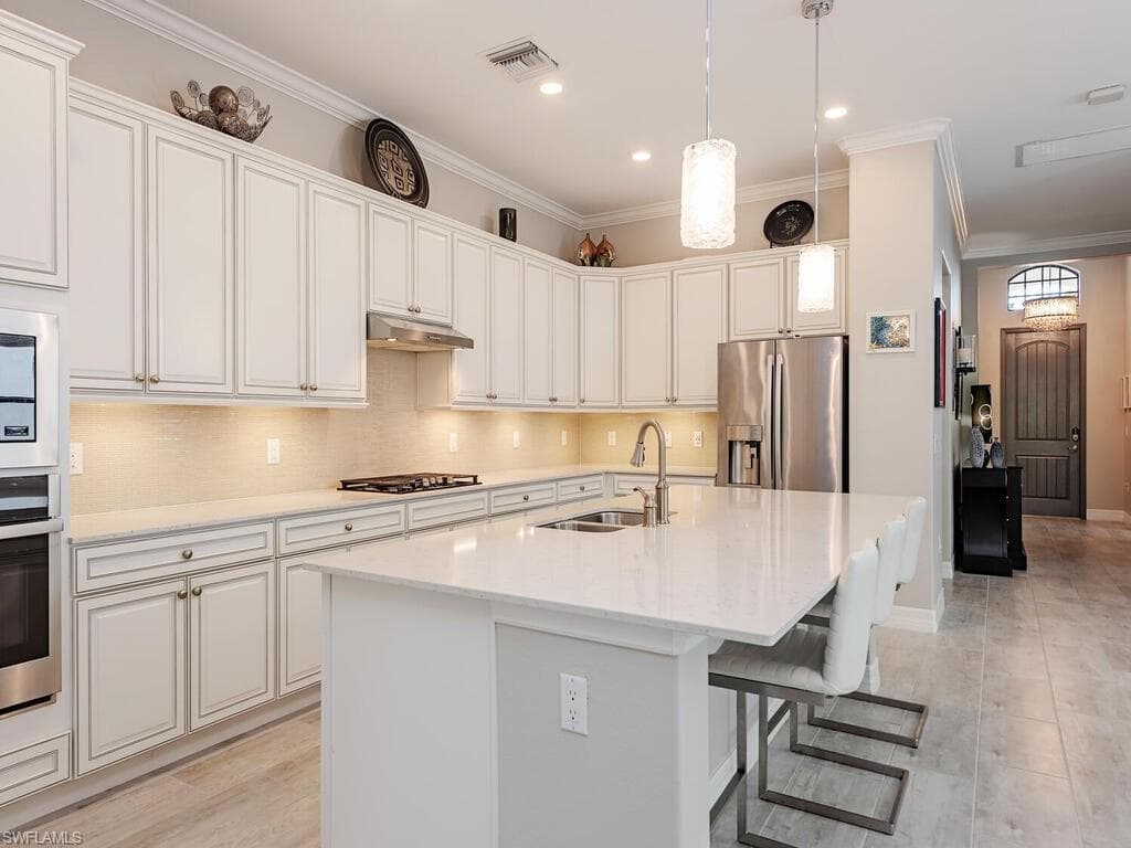 1819 Mustique St, Naples, FL 34120-15