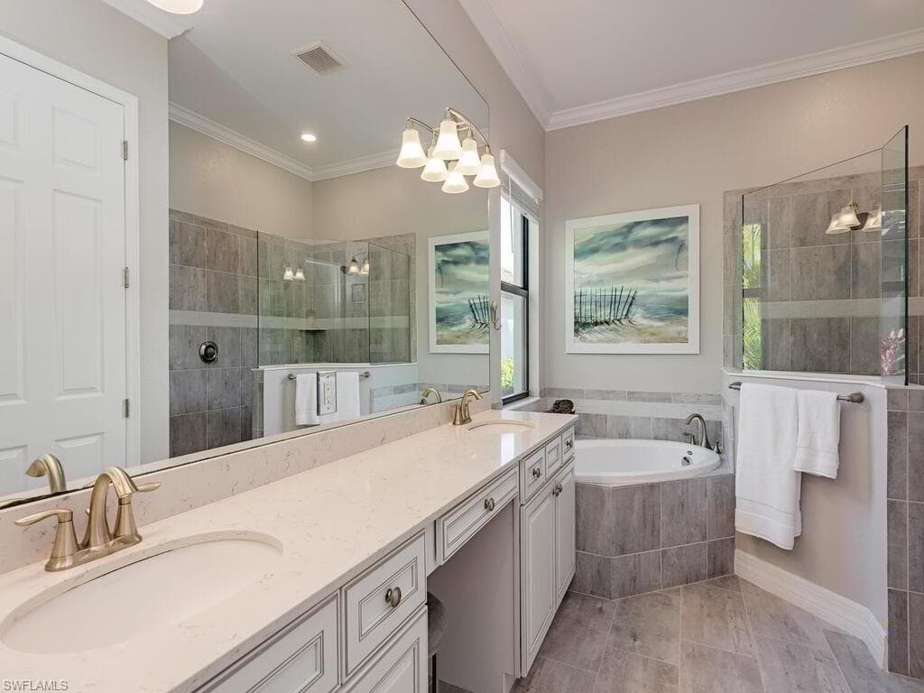 1819 Mustique St, Naples, FL 34120-18