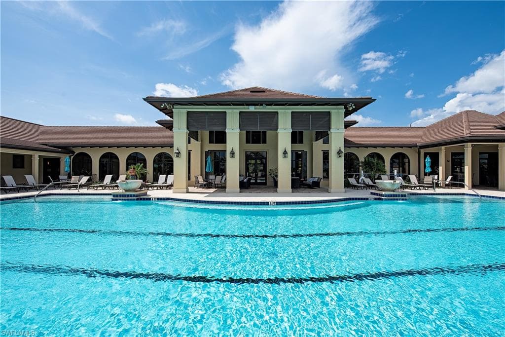 1819 Mustique St, Naples, FL 34120-27