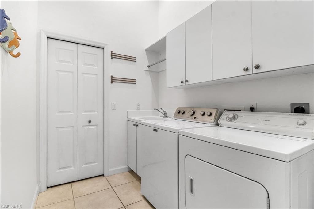 2100 Cascades Dr 4904, Naples, FL 34112-9