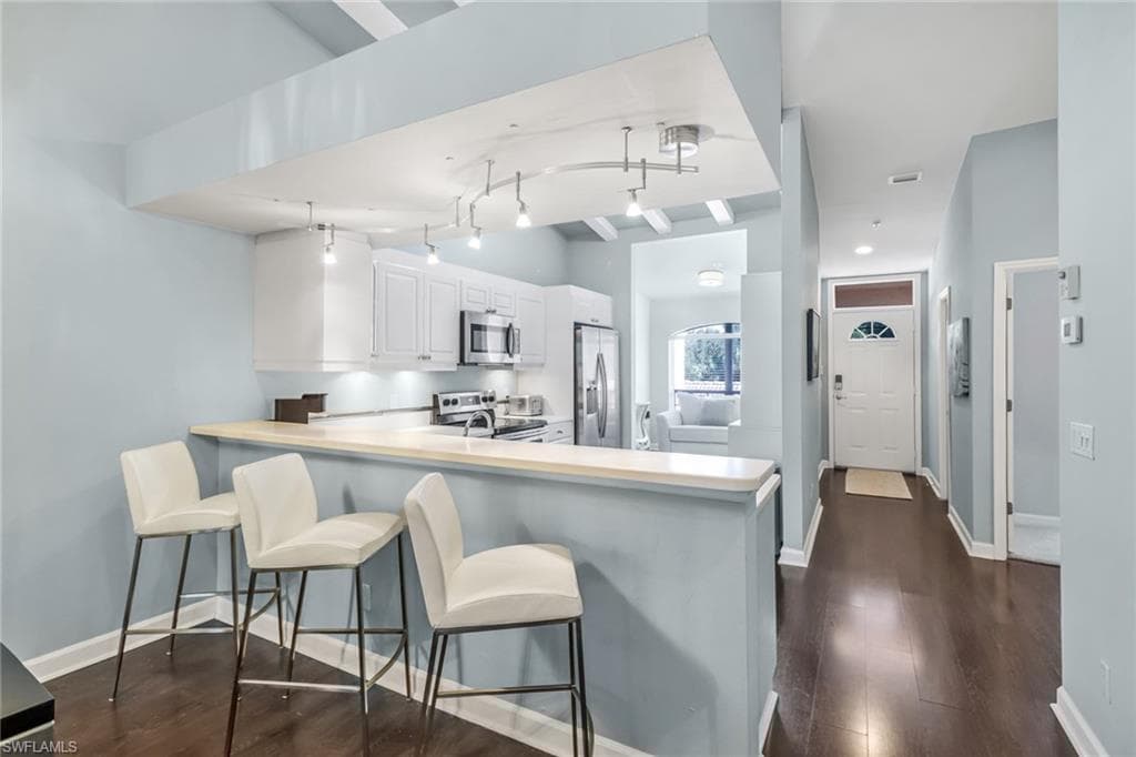 2100 Cascades Dr 4904, Naples, FL 34112-11