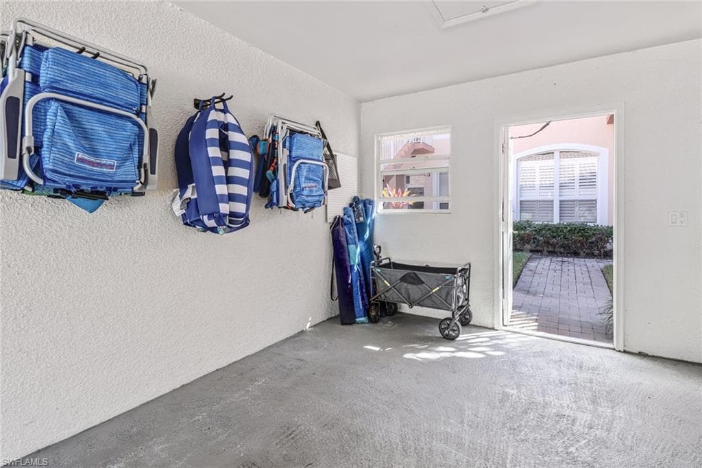 2100 Cascades Dr 4904, Naples, FL 34112-21