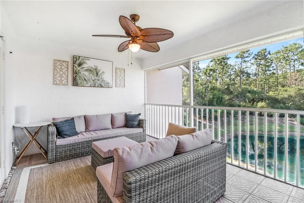 2100 Cascades Dr 4904, Naples, FL 34112-23