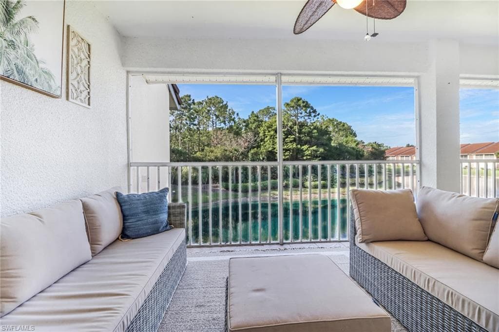 2100 Cascades Dr 4904, Naples, FL 34112-24