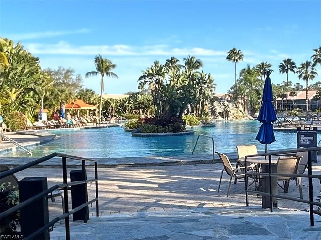 2100 Cascades Dr 4904, Naples, FL 34112-27