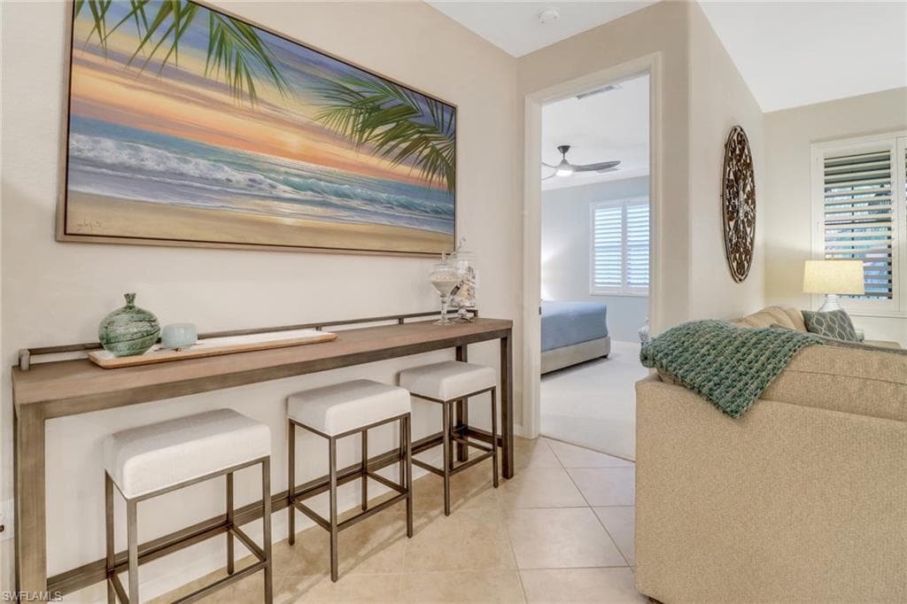 9070 Albion Ln N 5805, Naples, FL 34113-10