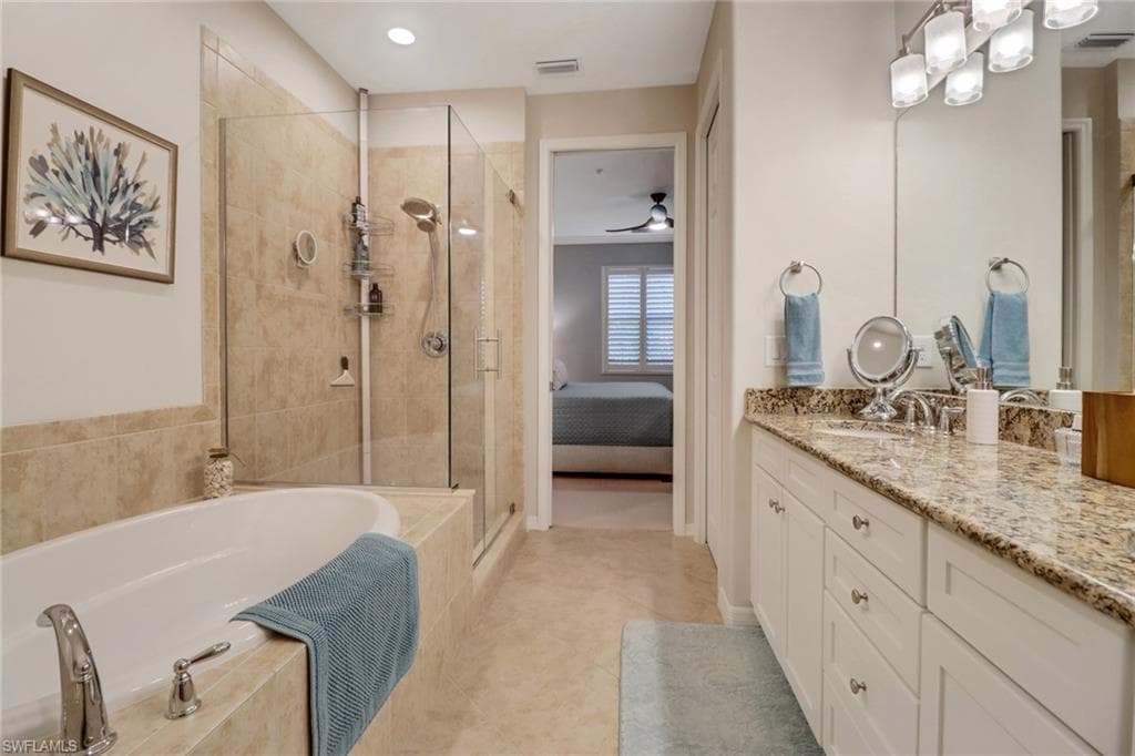 9070 Albion Ln N 5805, Naples, FL 34113-20