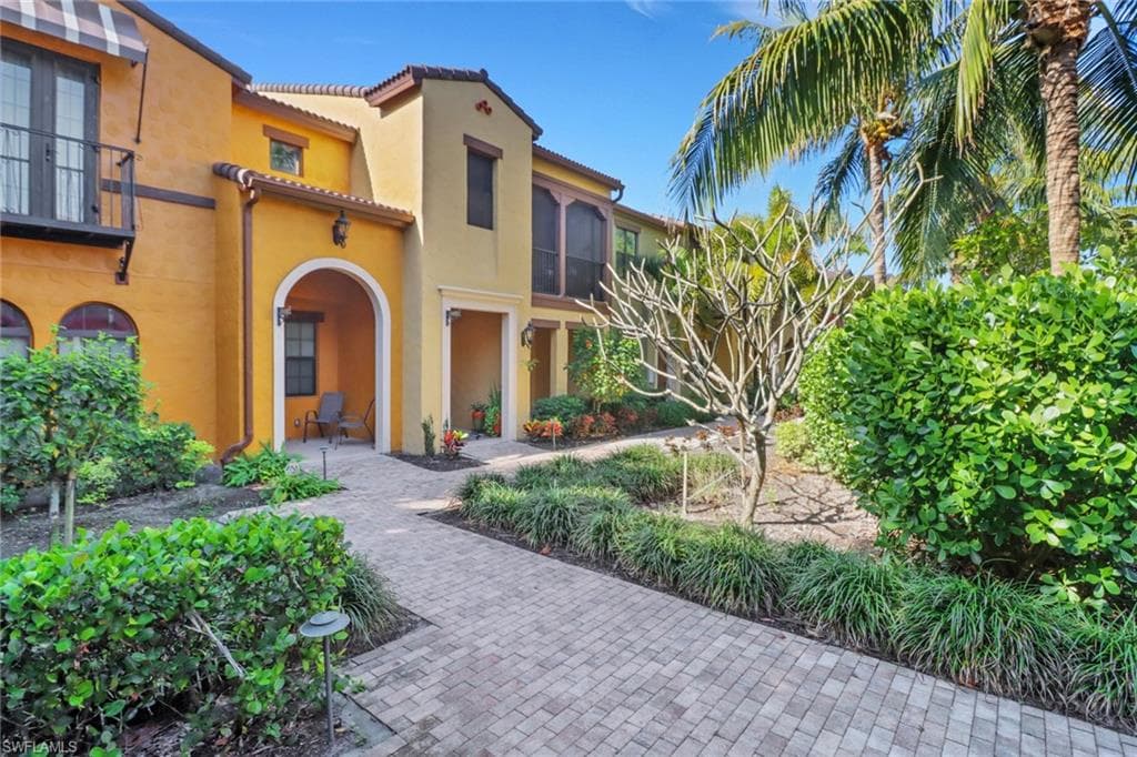 9070 Albion Ln N 5805, Naples, FL 34113-2