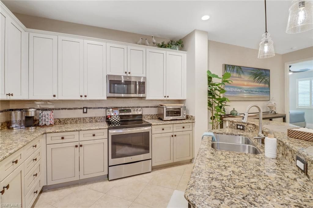 9070 Albion Ln N 5805, Naples, FL 34113-7